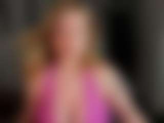 Live cam show with Margo - BBW on chickslive.net