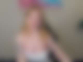 Live cam show with Margo - Erotic Dance on CamClone