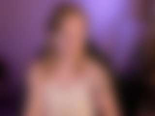Live cam show with Margo - Facial Piercings on Hubzter Live