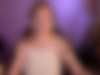 Live cam show with Margo - Smoking on Cam Slut