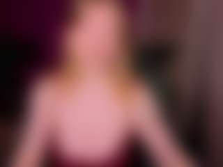 Live cam show with Margo - Facial Piercings on Gym Cam Girls
