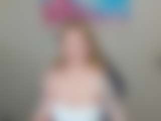 Live cam show with Margo - Young Adult on CamwithHer