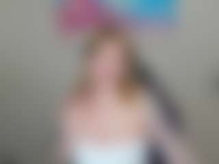 Live cam show with Margo - Sex on sexylive.show