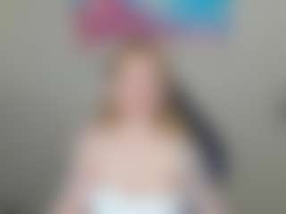 Live cam show with Margo - Oil on Camsoda