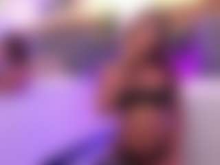 NicolleEvanss's Live Sex Cam Show
