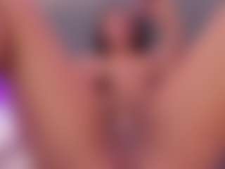 NicolleEvanss's Live Sex Cam Show