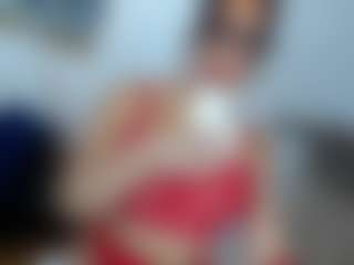 Live cam show with Shailett - Tease on CamClone