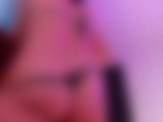 Spettacolo in cam dal vivo con ShaunaDream - Nipple Piercings su Camsoda