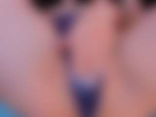 Live cam show with ShaunaDream - Facial on live.xheat.ai