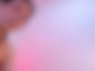 Live cam show with ShaunaDream - Facial on Camsoda