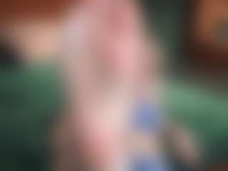 AvaKiss's Live Sex Cam Show