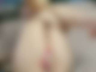Live cam show with DELAY-LALEA - Genital Piercings on AdultVida.com