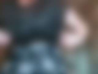 Live cam show with TrixieLynn69 - Dirty Talk on Milfs Live