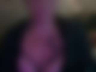 TrixieLynn69's Live Sex Cam Show