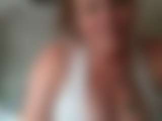TrixieLynn69's Live Sex Cam Show