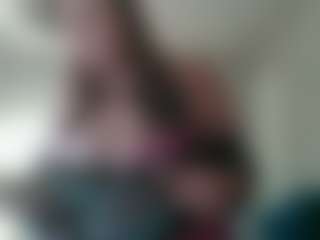TrixieLynn69's Live Sex Cam Show