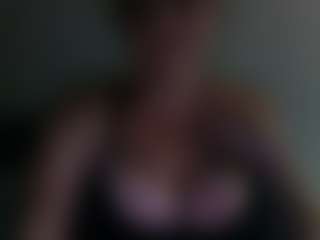Live cam show with TrixieLynn69 - College Mature on Strip Flash - Live Sex Shows