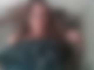 TrixieLynn69 MILF webcam performer live streaming