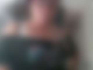 TrixieLynn69's Live Sex Cam Show