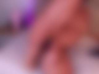 Live cam show with 𝓁𝑜𝒶𝓃𝒶 - Flashing on Camsoda