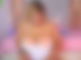 casiebigtits's Live Sex Cam Show