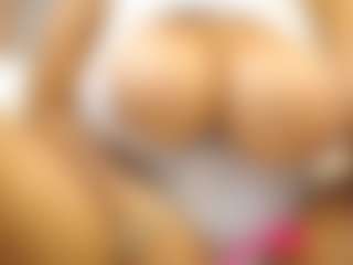 casiebigtits's Live Sex Cam Show
