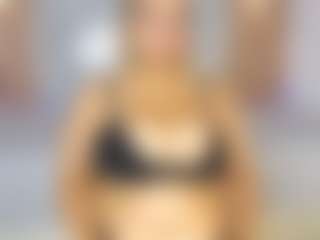Live cam show with casiebigtits - Blue Eyes on Camsoda
