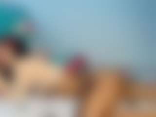 Live cam show with Joha-15 - Small Tits on Latina Girls
