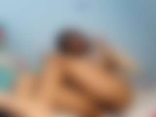 Live cam show with Joha-15 - Athletic Small Tits on Latina Girls