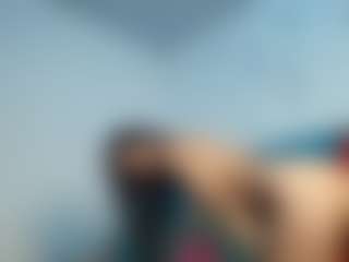Live cam show with Joha-15 - Moaning on parknlotfishbdy