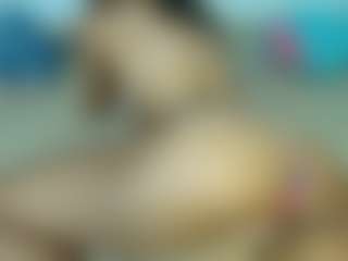 Live cam show with Joha-15 - Moaning on CamSextacy
