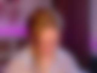 Live cam show with LunaXBaddie - Handjob on Big Tits