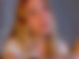 Live cam show with LunaXBaddie - Gray Eyes on Gym Cam Girls