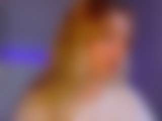 Live cam show with LunaXBaddie - Gray Eyes on CamwithHer