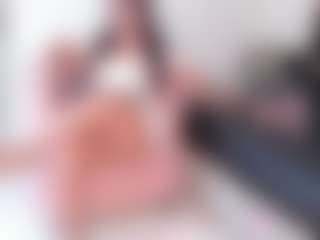 Live cam show with abigail-johnson - Granny Big Ass on chickslive.net