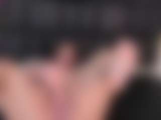 Live cam show with abigail-johnson - Granny Big Ass on parknlotfishbdy
