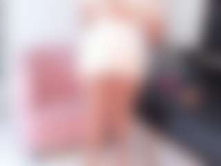 Live cam show with abigail-johnson - Tattoos Granny on MyBangCams