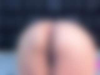 abigail-johnson's Live Sex Cam Show
