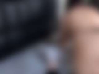 Live cam show with abigail-johnson - Granny on Hubzter Live