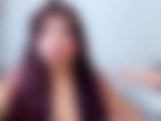 Live cam show with abigail-johnson - Petite on LiveSexCams6
