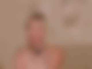 Live cam show with AliceFlare - Athletic on Camming Site