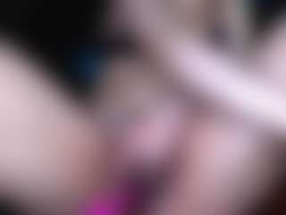 Live cam show with loisfer28 - Body Massage on Camsoda