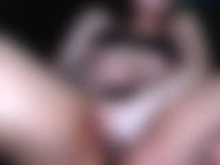loisfer28's Live Sex Cam Show