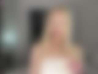 Live cam show with MarqueriteWieberg - Bikini on Camsoda