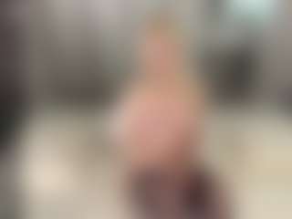 Live cam show with MarqueriteWieberg - Oil on hotwifechat.live