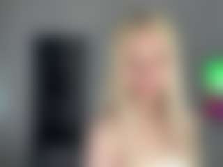 Live cam show with MarqueriteWieberg - Cute on Camsoda