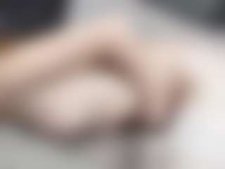 Live cam show with RosauraGalam - Ebony on live18s.com
