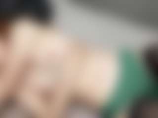 Live cam show with RosauraGalam - Teen (18+) on Latina Girls
