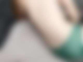 Live cam show with RosauraGalam - College on eurowanks.com