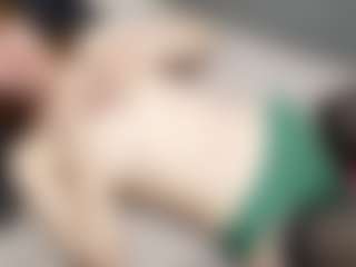 Live cam show with RosauraGalam - Teen (18+) on makecum.org